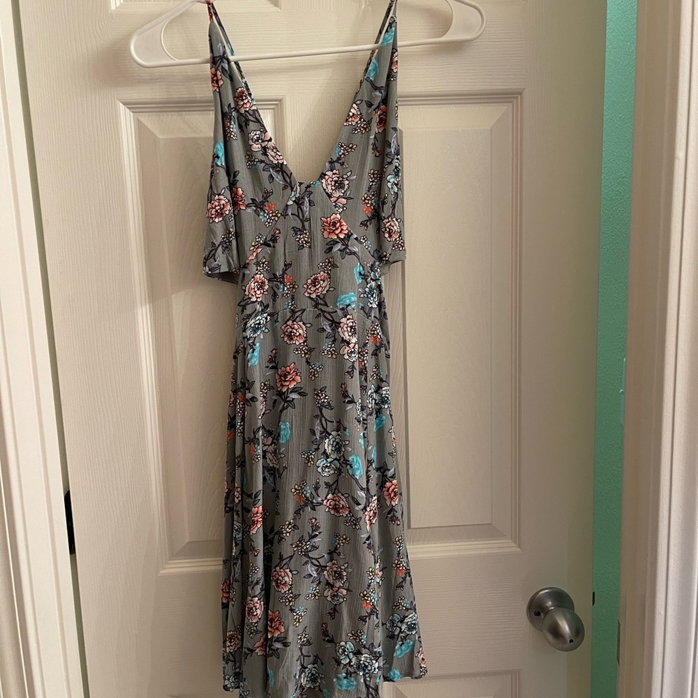 CAGE gray blue floral tie-back dress